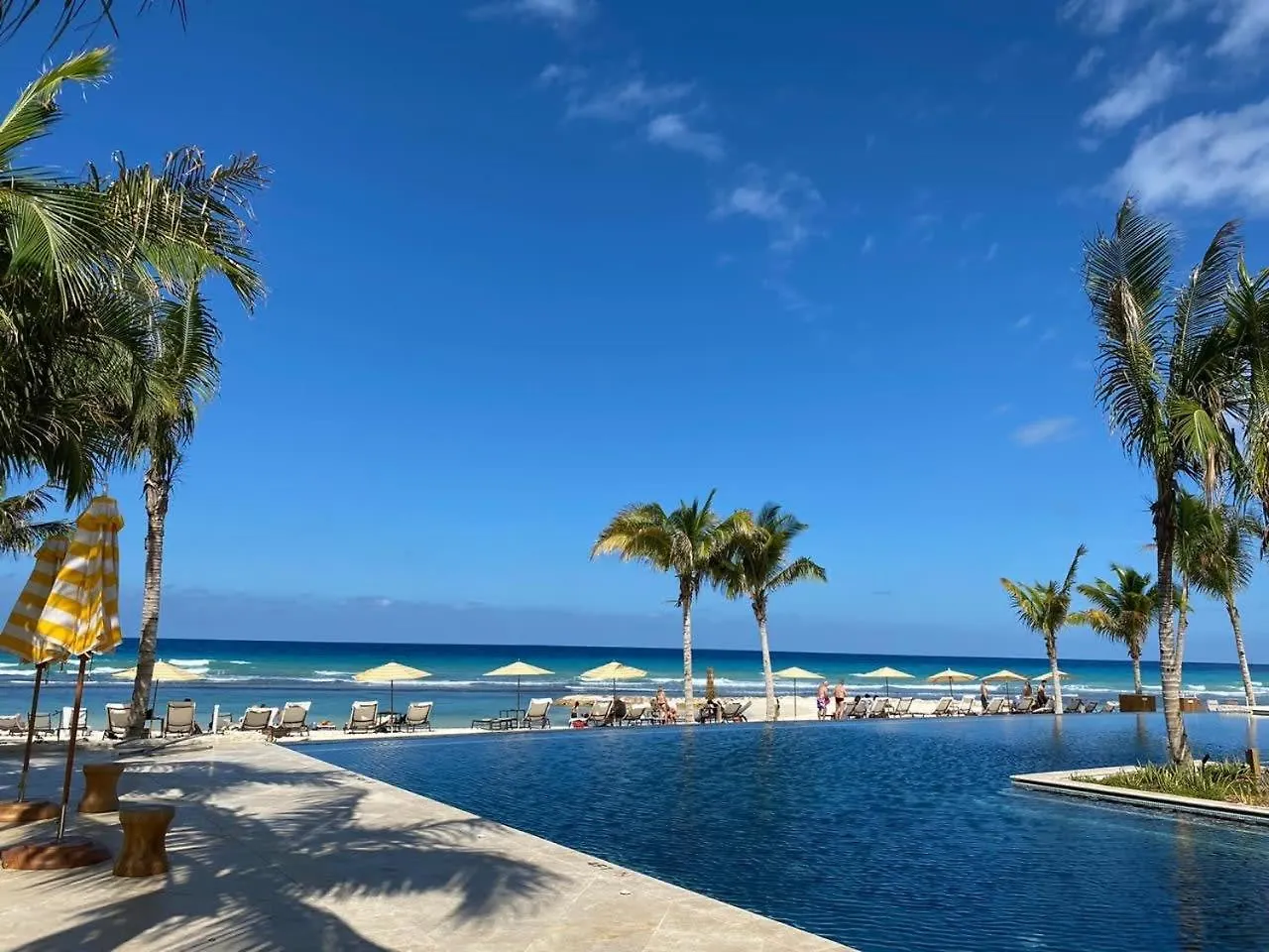 Fogadó Hospitality Expert Bts 8 - Pool Beach & Bar Montego Bay Jamaica