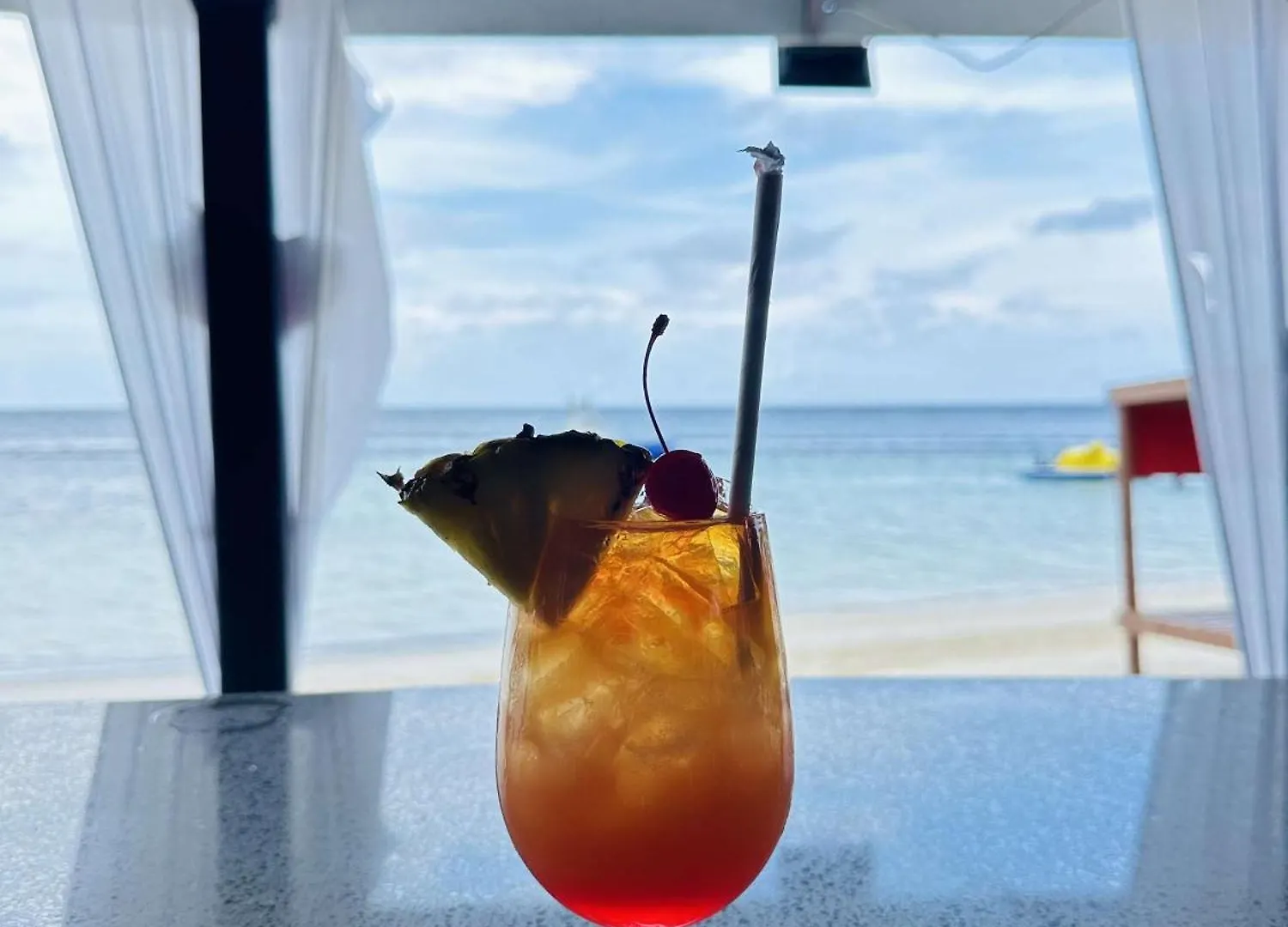 Hospitality Expert Bts 8 - Pool Beach & Bar Montego Bay Herberg